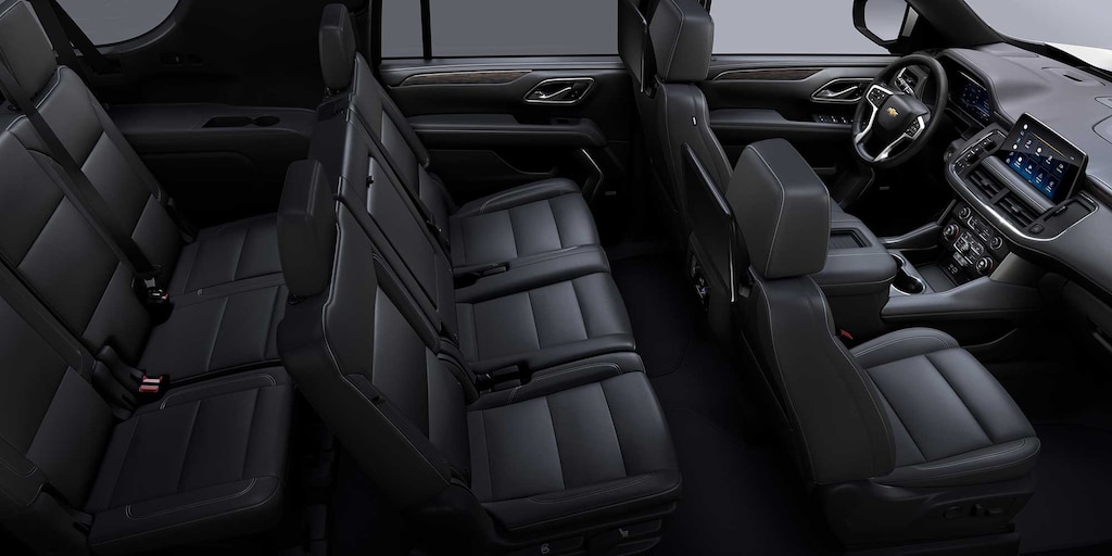 Chevrolet Tahoe 2024 con interior en color piel negra